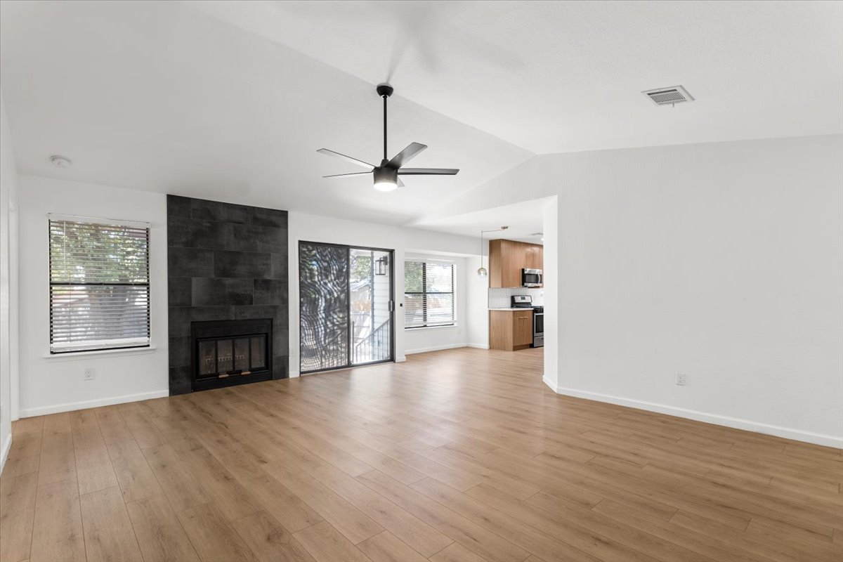 7800 Turquoise Trail Austin, TX 78749 - Photo 5 of 24