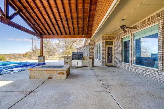 a view of lobby with furniture and garden
