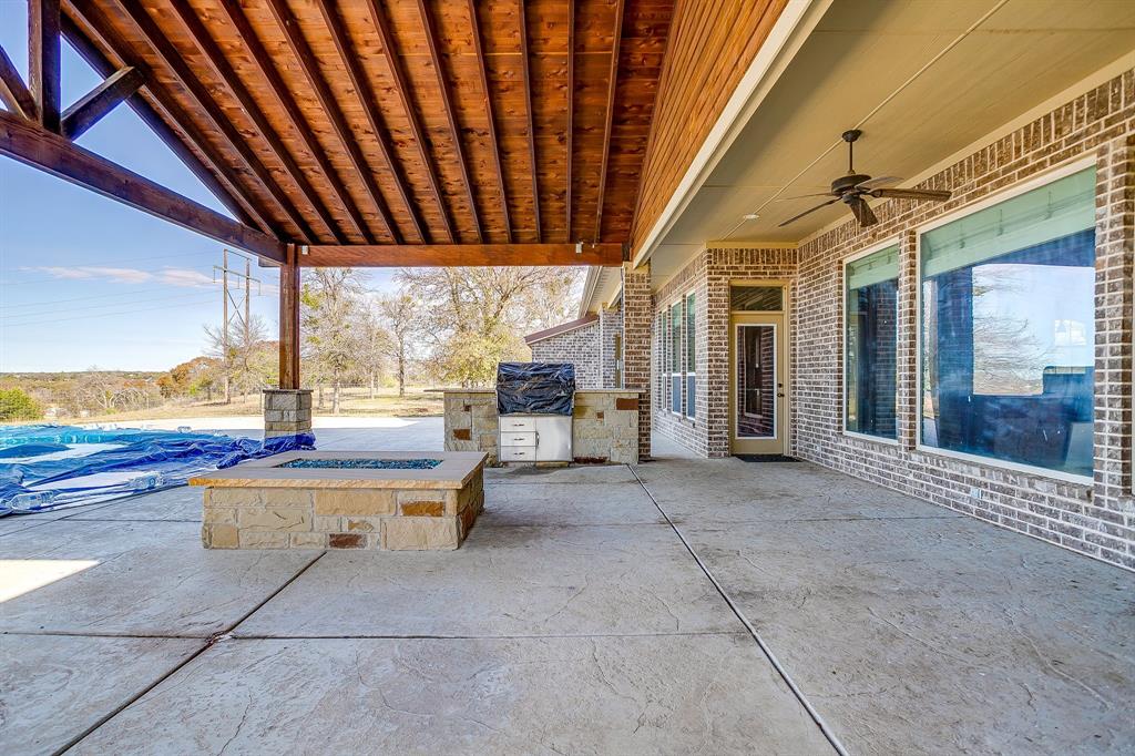 1600 Oak Ridge Estates Weatherford, TX 76085 - Photo 36 of 40 a view of an outdoor space with porch area