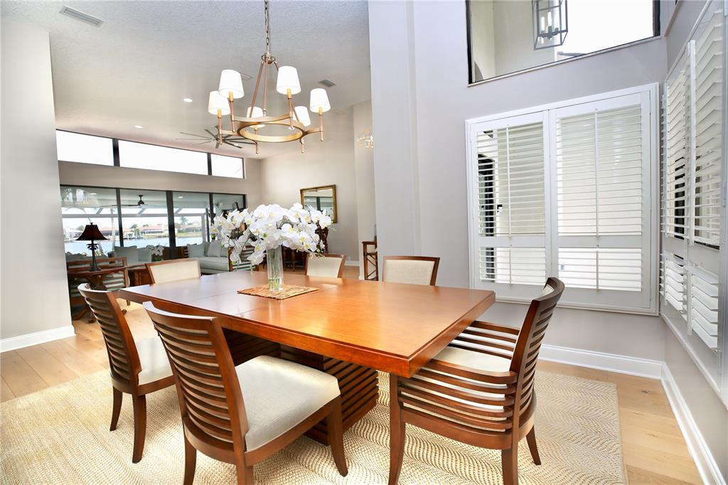 5806 Cruiser Way Tampa, FL 33615 - Photo 8 of 98