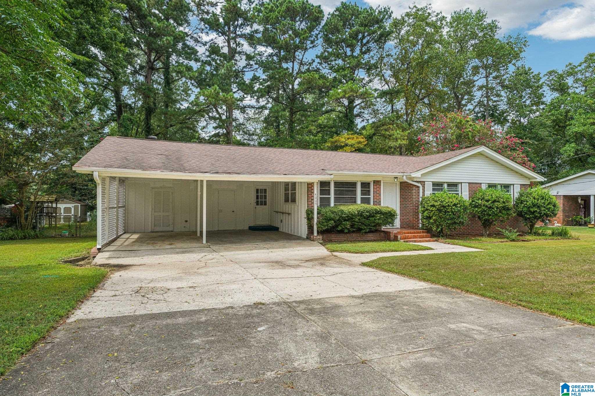 4009 Hazelwood Road Adamsville, AL 35005 - Photo 4 of 39