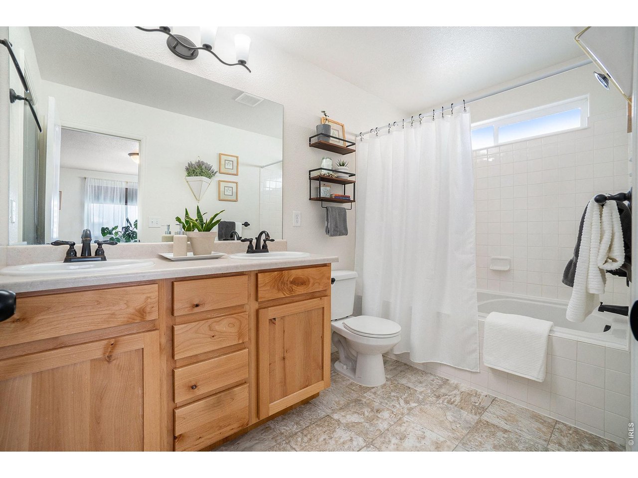 2137 Day Spring Drive Windsor, CO 80550 - Photo 14 of 23 Primary Bath