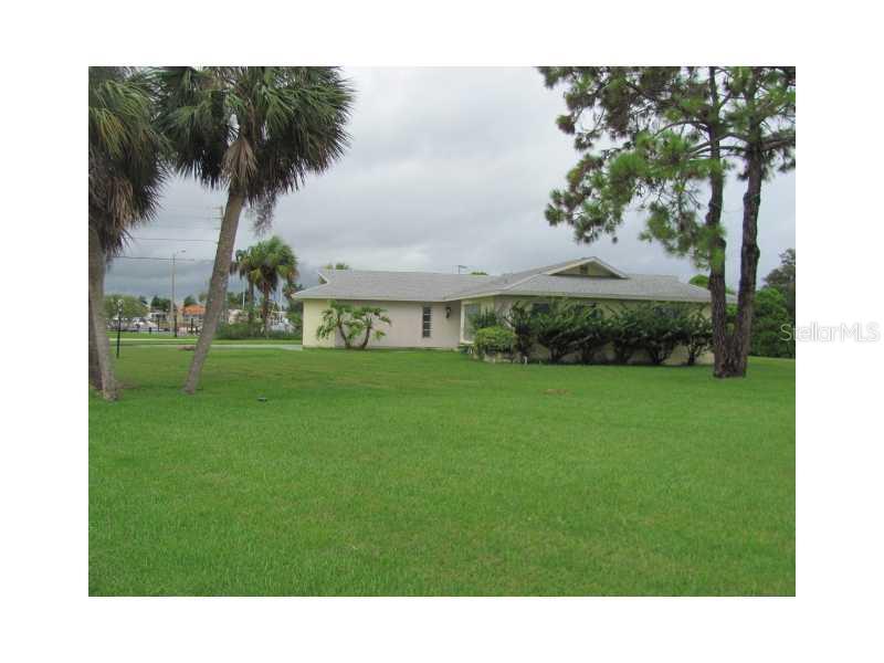 4244 Headsail Drive New Port Richey, FL 34652 - Photo 1 of 1 Exterior Front