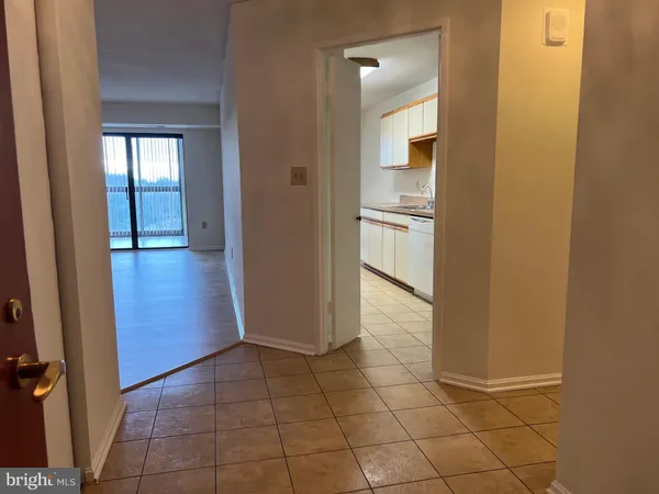 $3,200 | 15100 Interlachen Drive, Unit 4709, Silver Spring, MD 20906