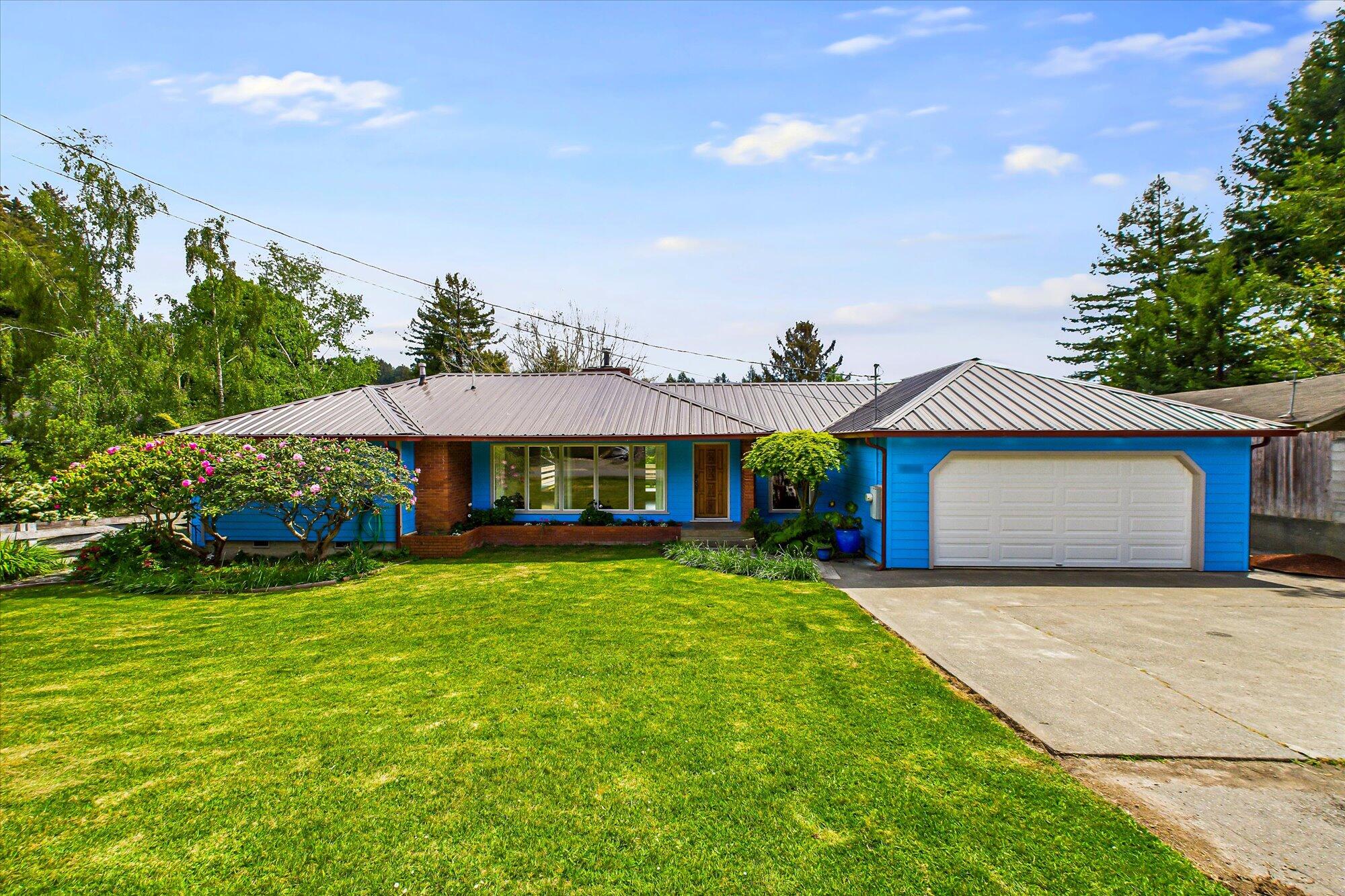 1854 Golf Course Road Bayside, CA 95524 - Photo 2 of 65