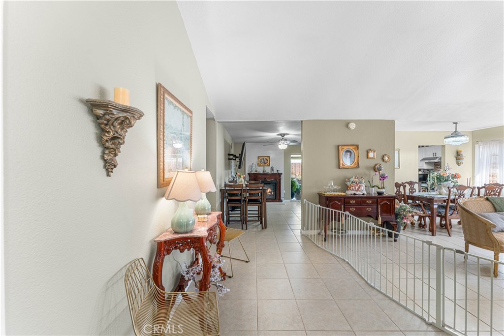 44202 East 4th Street Lancaster, CA 93535 - Photo 5 of 47