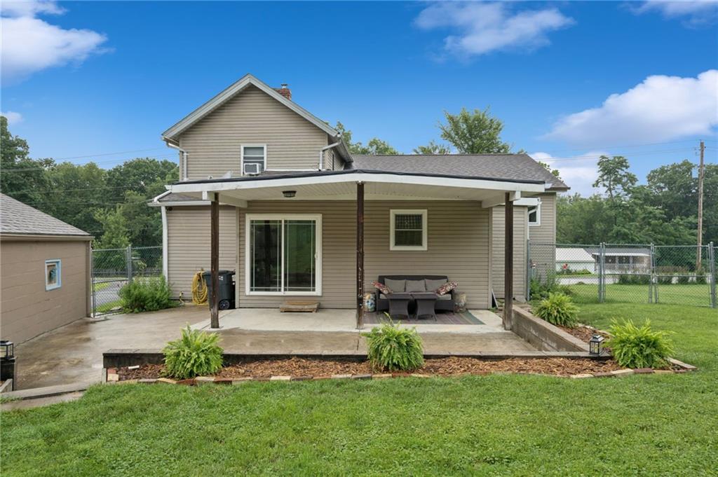 134 Trouttown Road Hunker, PA 15639 - Photo 5 of 33