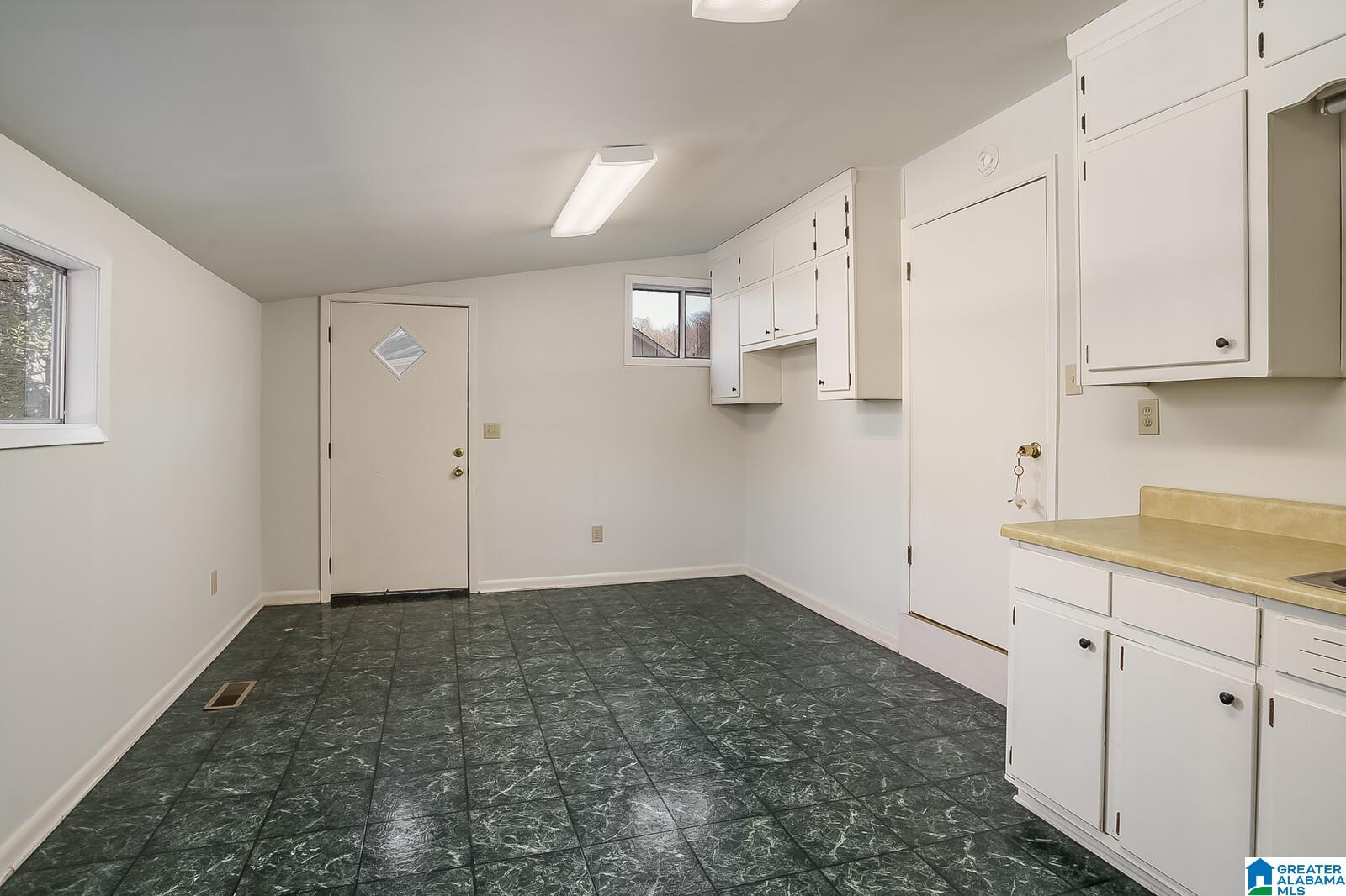 4300 MountainDale Road Birmingham, AL 35213 - Photo 21 of 32
