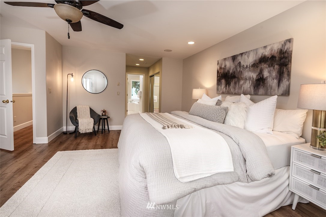 7323 Old Redmond Road, Unit 6 Redmond, WA 98052 - Photo 11 of 18 a large white bed in a white room