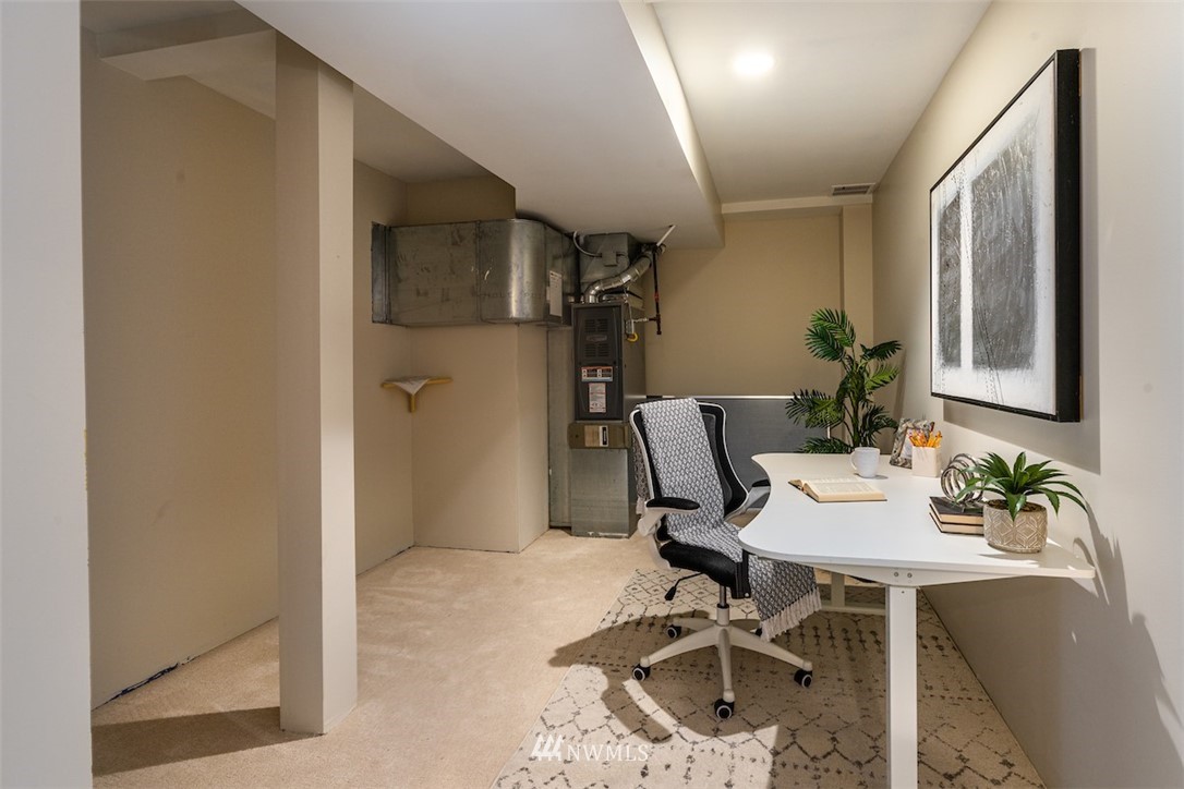 7323 Old Redmond Road, Unit 6 Redmond, WA 98052 - Photo 16 of 18 a workspace with furniture and window