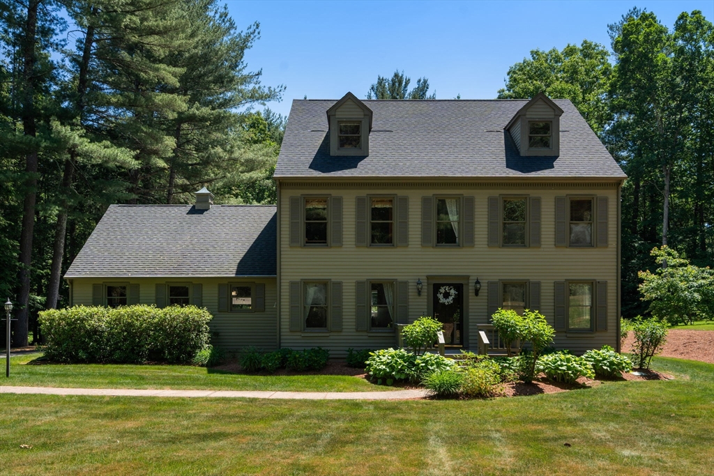 180 Loomis Ridge Road Westfield, MA 01085 - Photo 1 of 39