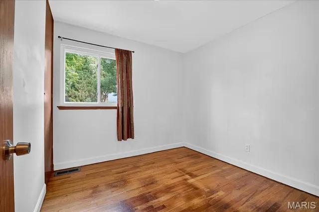 $168,000 | 12 Ville Donna Court, Hazelwood, MO 63042