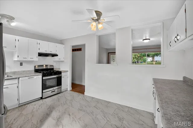 $168,000 | 12 Ville Donna Court, Hazelwood, MO 63042