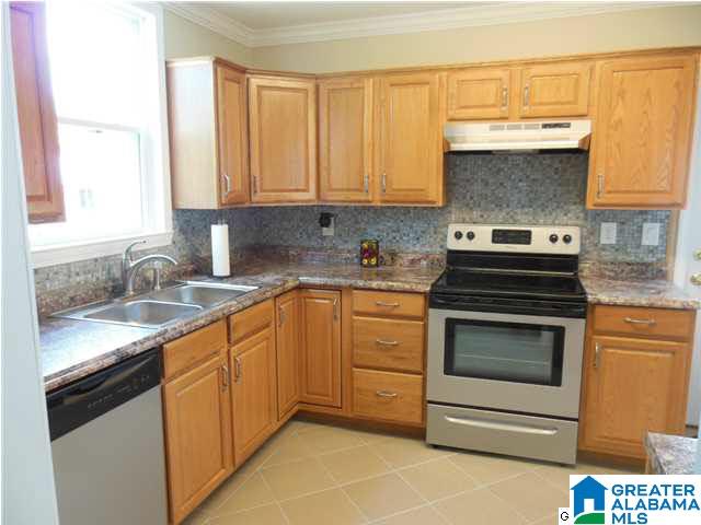 1462 Hueytown Road Bessemer, AL 35023 - Photo 2 of 32