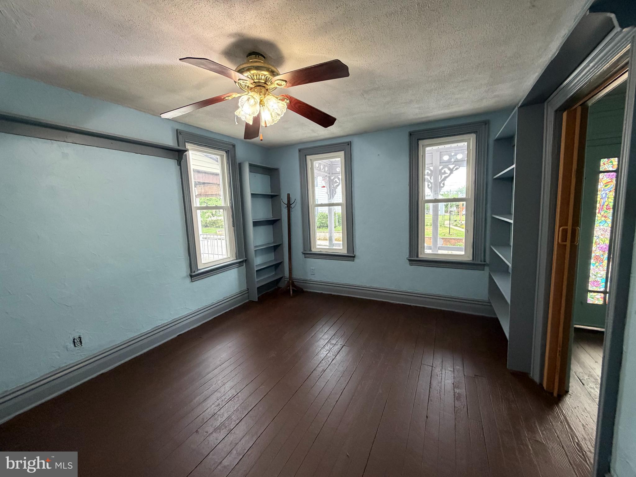 246 Locust Street Hanover, PA 17331 - Photo 11 of 41 Gallery Image 11