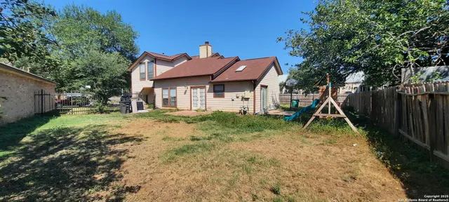 $1,875 | 8527 Village Creek, San Antonio, TX 78251