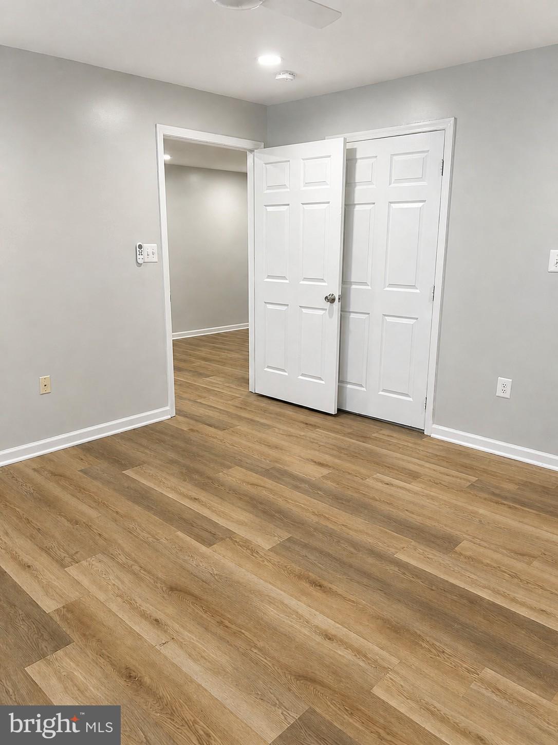 635 Constellation Square Southeast, Unit D Leesburg, VA 20175 - Photo 6 of 18 Primary Bedroom