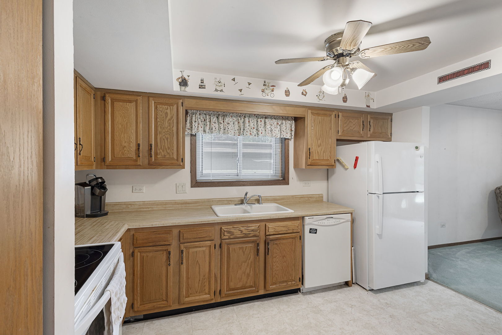 11137 E Road, Unit A Palos Hills, IL 60465 - Photo 3 of 17 Gallery Image 3