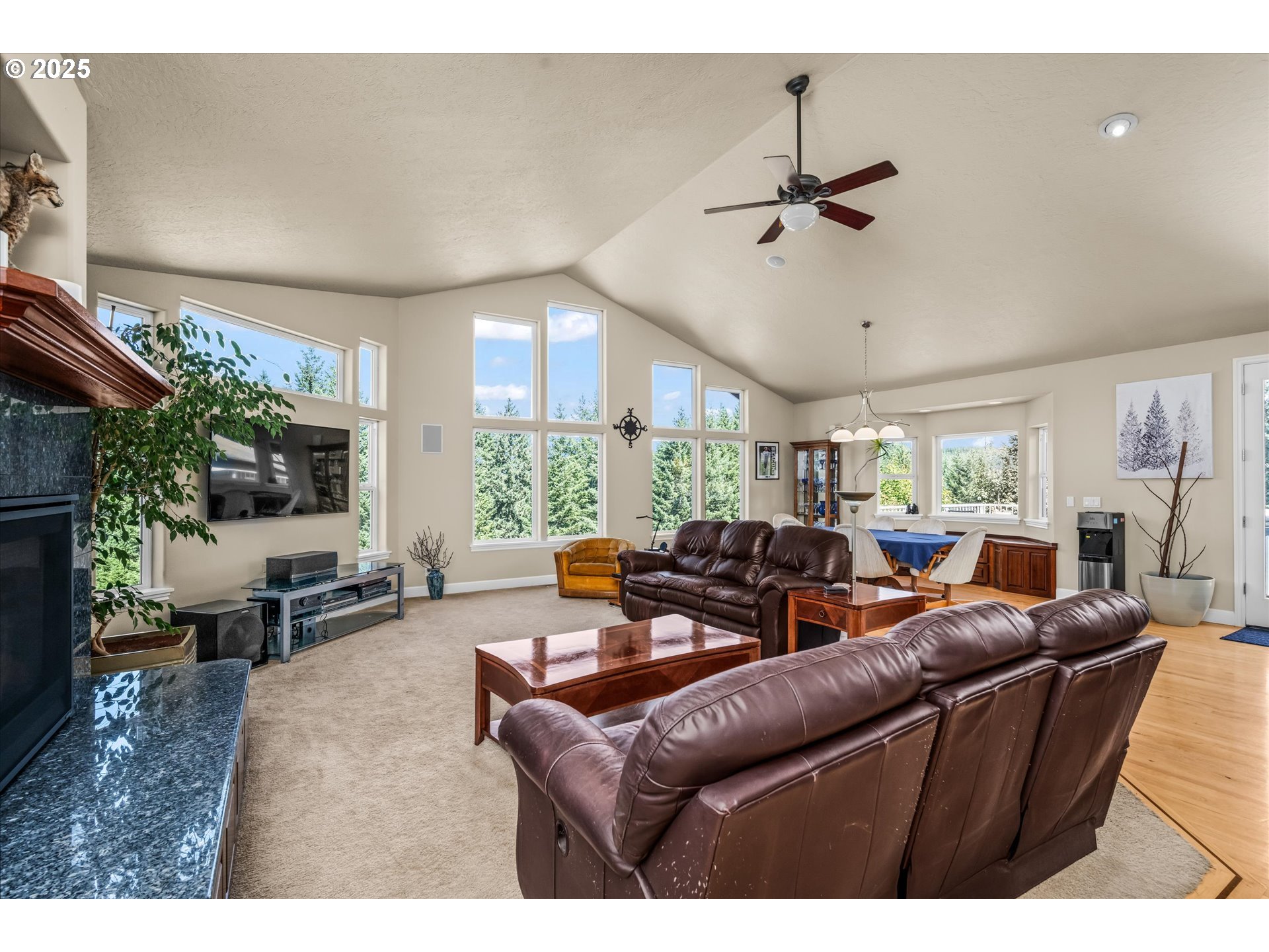 27067 Pickens Road Eugene, OR 97402 - Photo 6 of 48