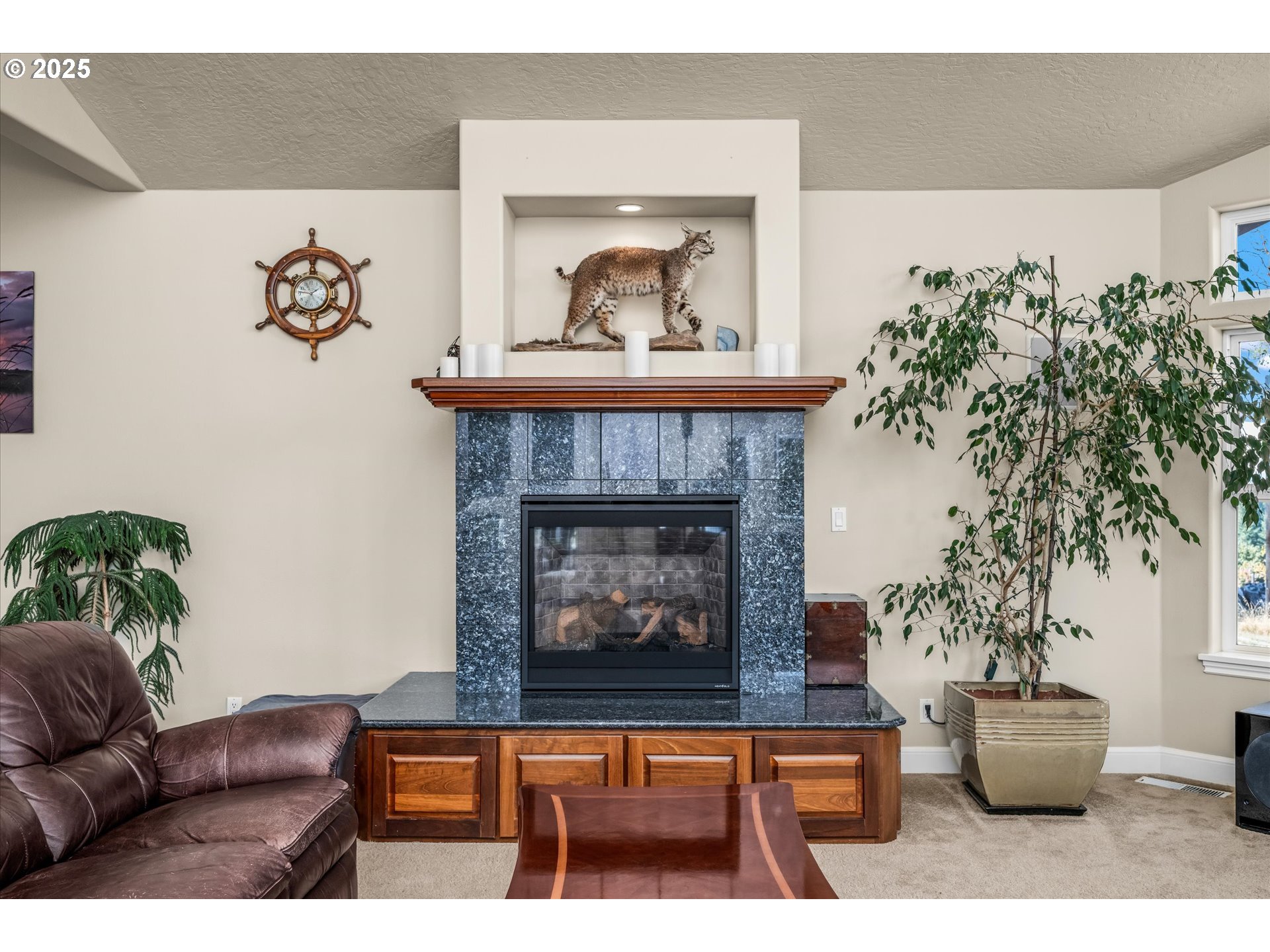 27067 Pickens Road Eugene, OR 97402 - Photo 7 of 48