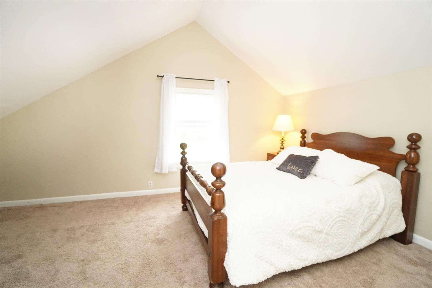 3909 Fulton Grove Road Cincinnati, OH 45245 - Photo 17 of 30 Gallery Image 17