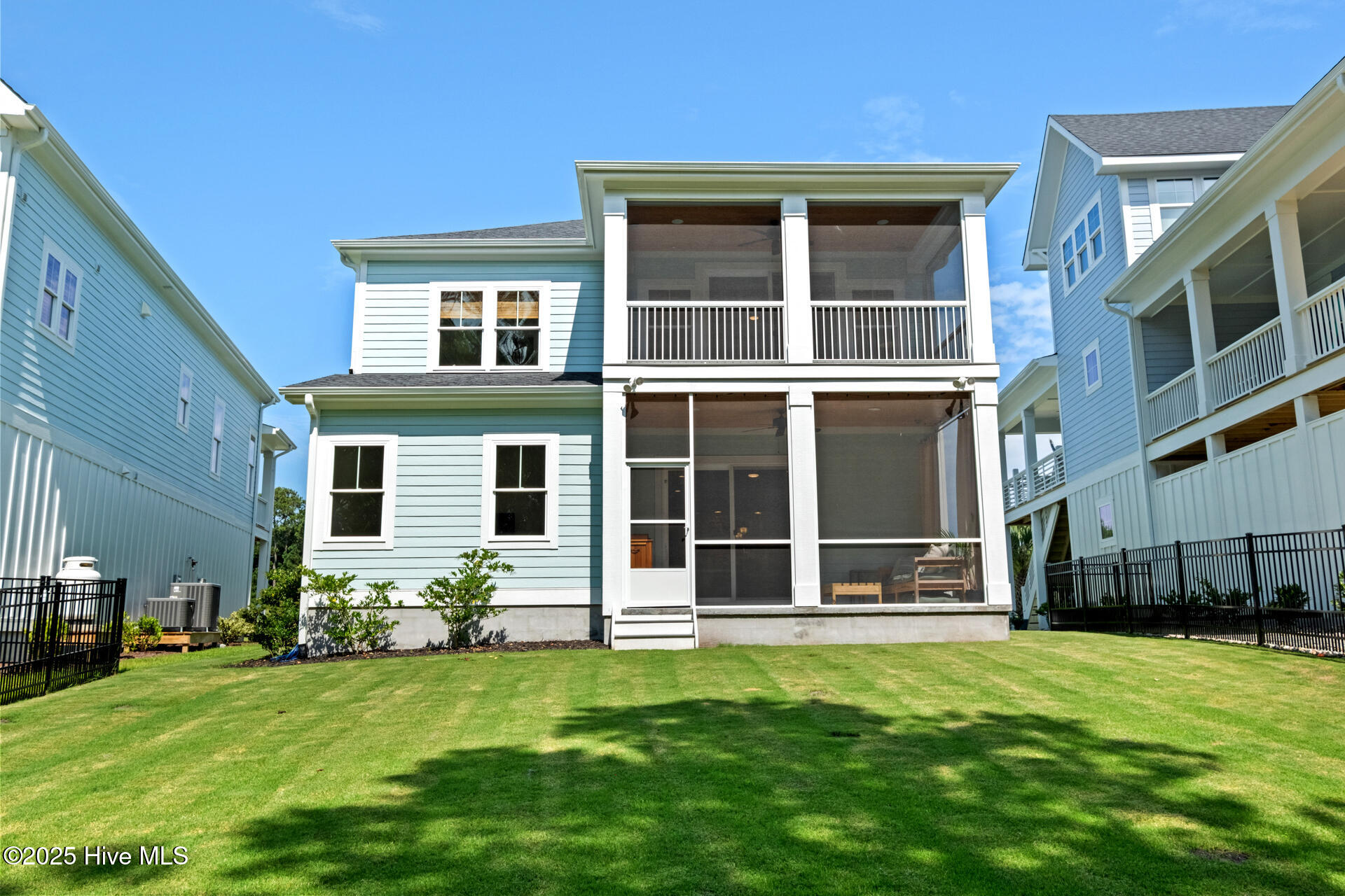 510 White Picket Way Holly Ridge, NC 28445 - Photo 2 of 63 web-27