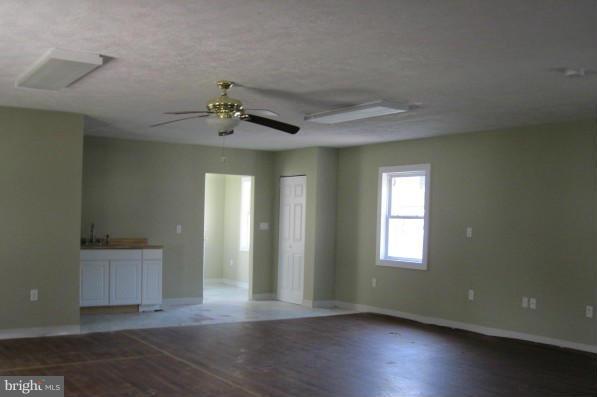 5101 St Barnabas Road Temple Hills, MD 20748 - Photo 8 of 12 Interior (General)