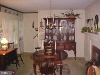 9226 Andover Road Philadelphia, PA 19114 - Photo 3 of 6 Gallery Image 3