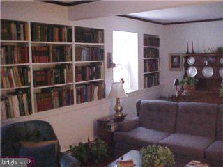9226 Andover Road Philadelphia, PA 19114 - Photo 4 of 6 Gallery Image 4