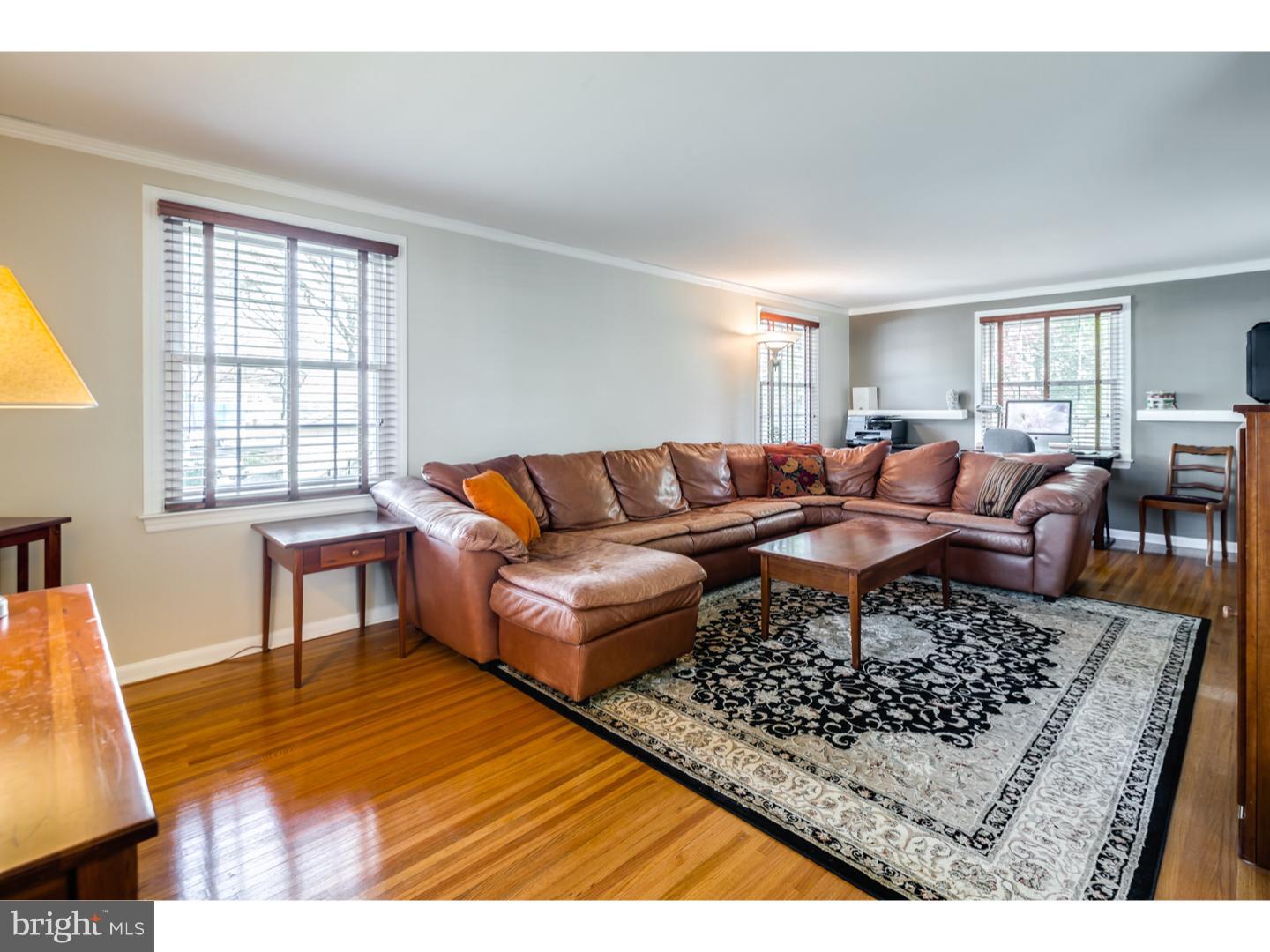 154 Pearl Croft Road Cherry Hill, NJ 08034 - Photo 3 of 25