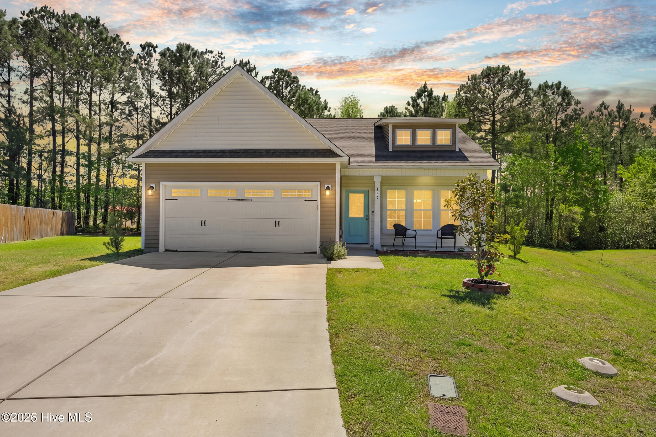 107 Clymer Court Hubert, NC 28539 - Photo 1 of 44 1_visual twilight
