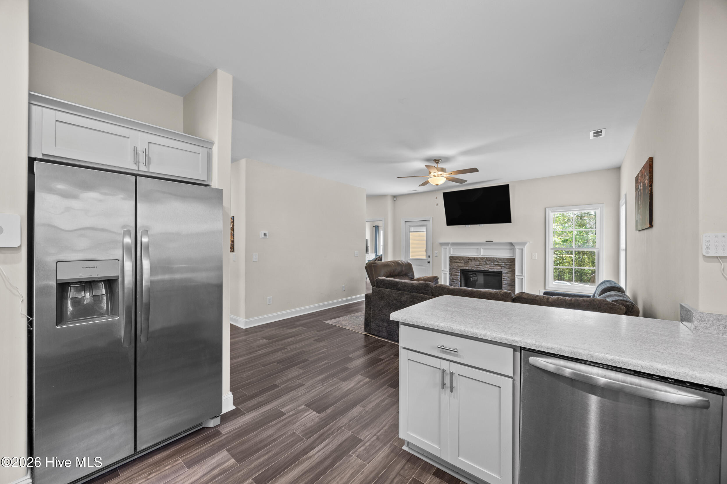 107 Clymer Court Hubert, NC 28539 - Photo 11 of 44 11_kitchen