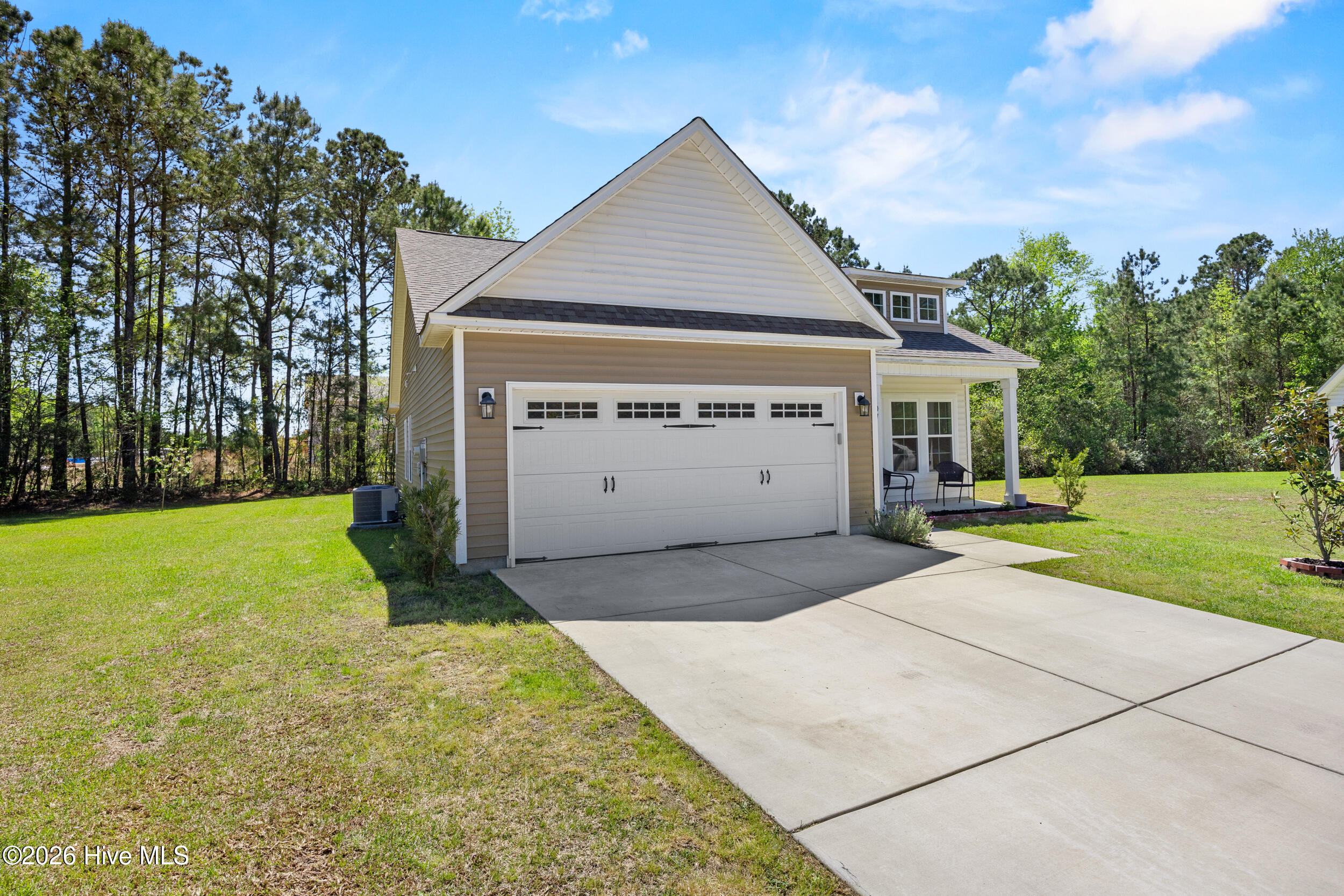 107 Clymer Court Hubert, NC 28539 - Photo 2 of 44 2_front exterior