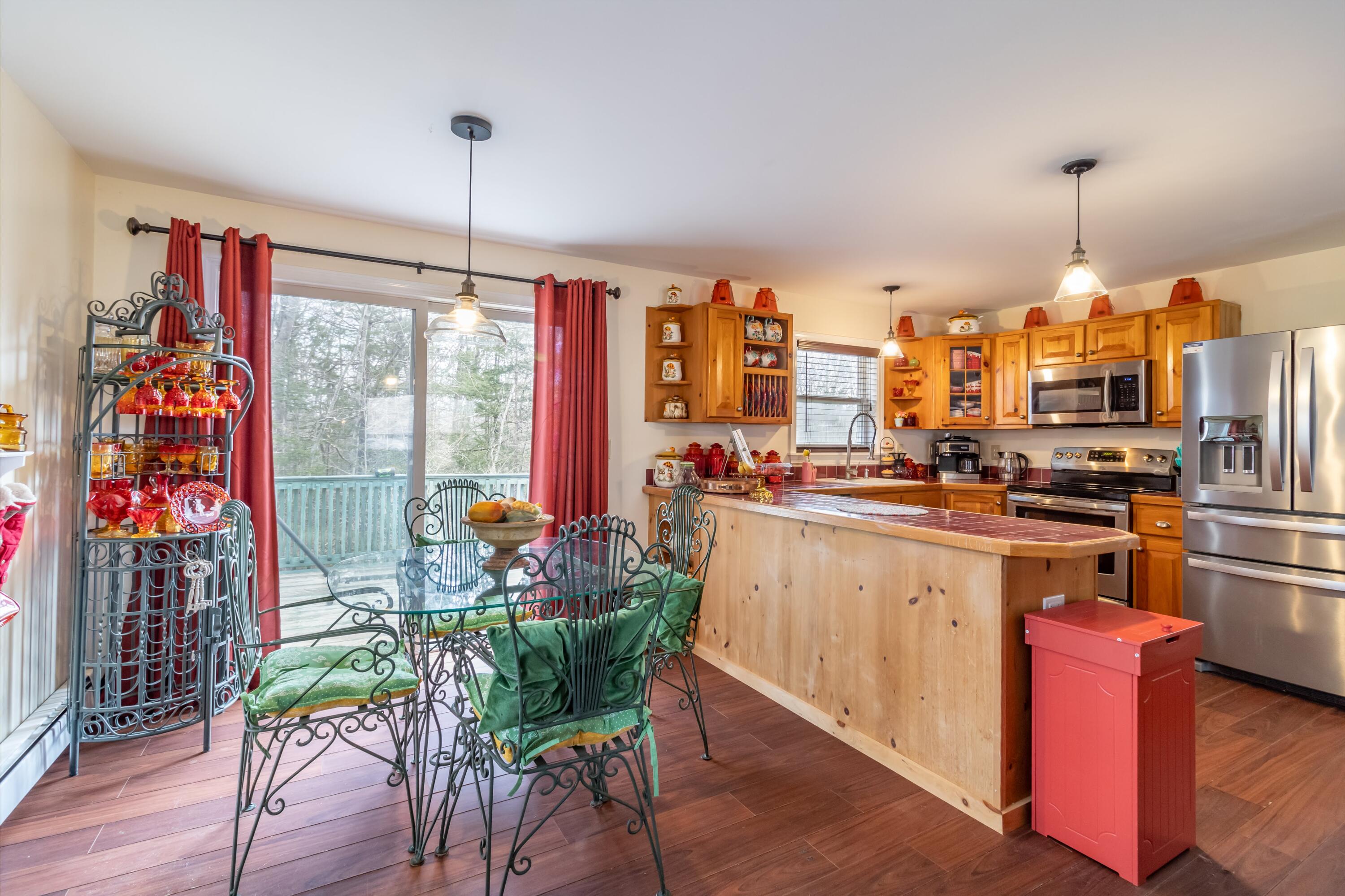 148 North Bend Road Ellsworth, ME 04605 - Photo 10 of 37 148 North Bend Road Interiors-8