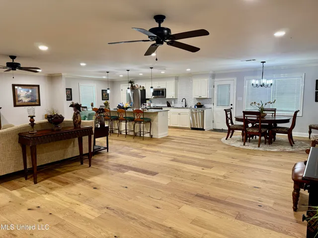 $324,000 | 2044 Viking Street, Vidalia, LA 71373