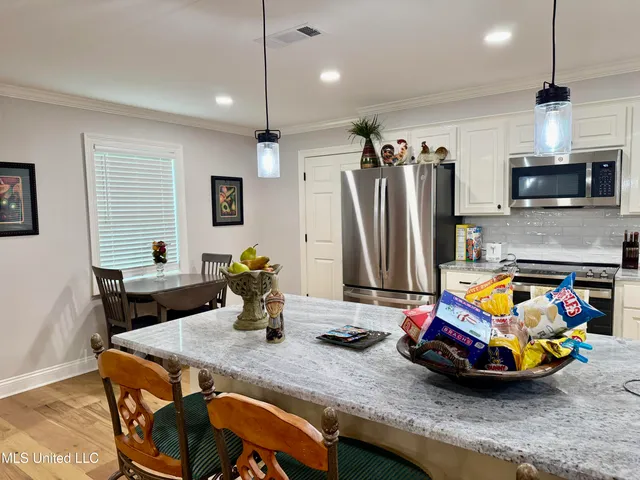 $324,000 | 2044 Viking Street, Vidalia, LA 71373