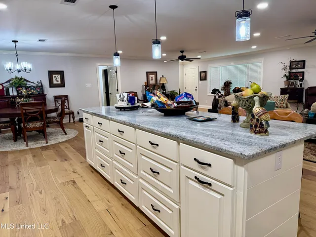 $324,000 | 2044 Viking Street, Vidalia, LA 71373