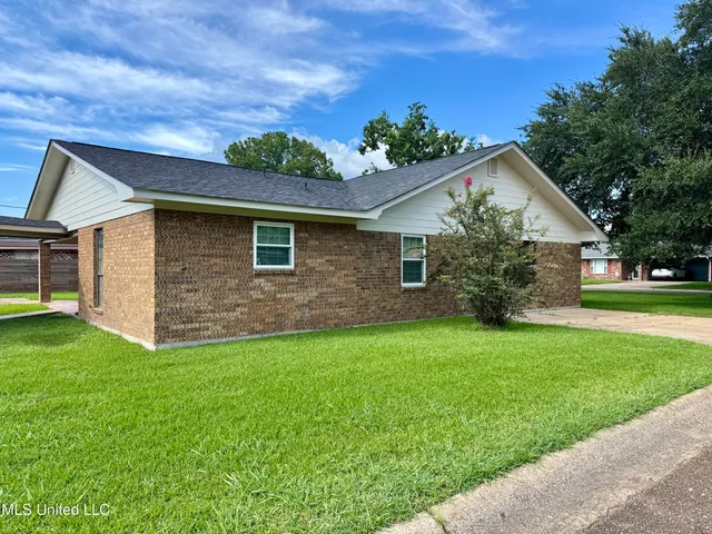 $324,000 | 2044 Viking Street, Vidalia, LA 71373
