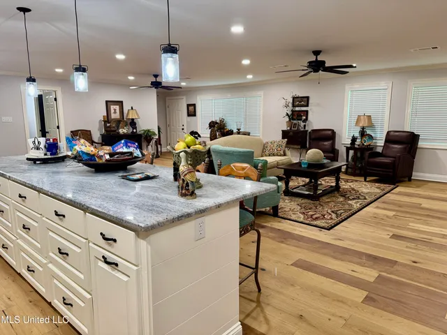 $324,000 | 2044 Viking Street, Vidalia, LA 71373