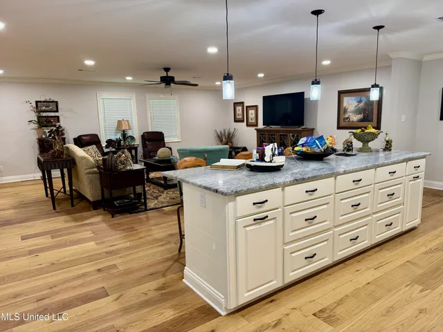 $324,000 | 2044 Viking Street, Vidalia, LA 71373