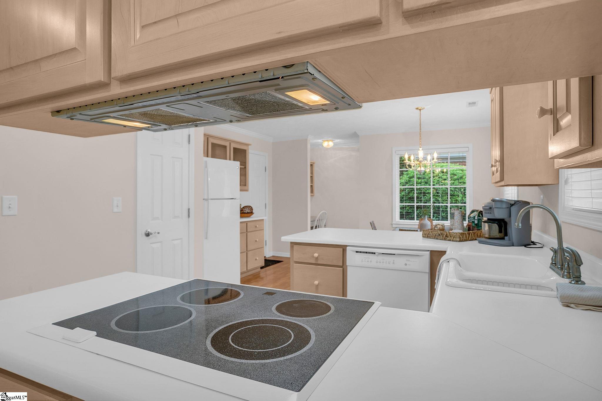 100 Carmen Way Easley, SC 29642 - Photo 8 of 29