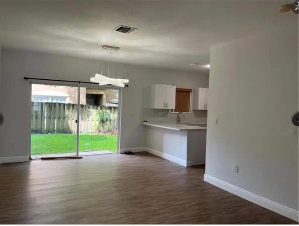 $2,400 | 21444 Southwest 85th Path, Cutler Bay, FL 33189
