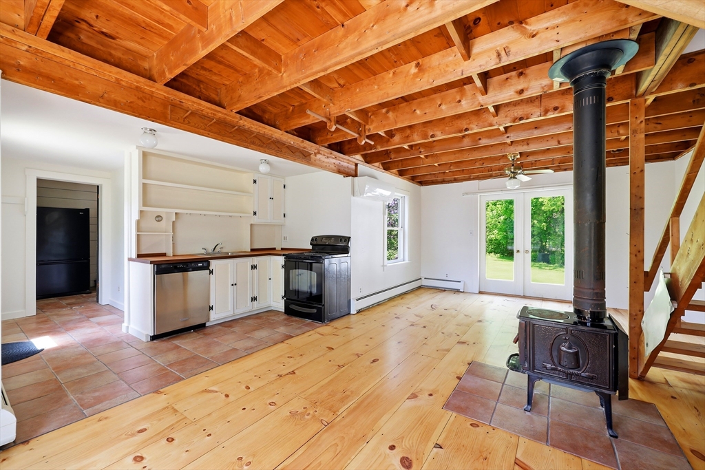 97 Shelburne Road Greenfield, MA 01301 - Photo 23 of 37 Gallery Image 23