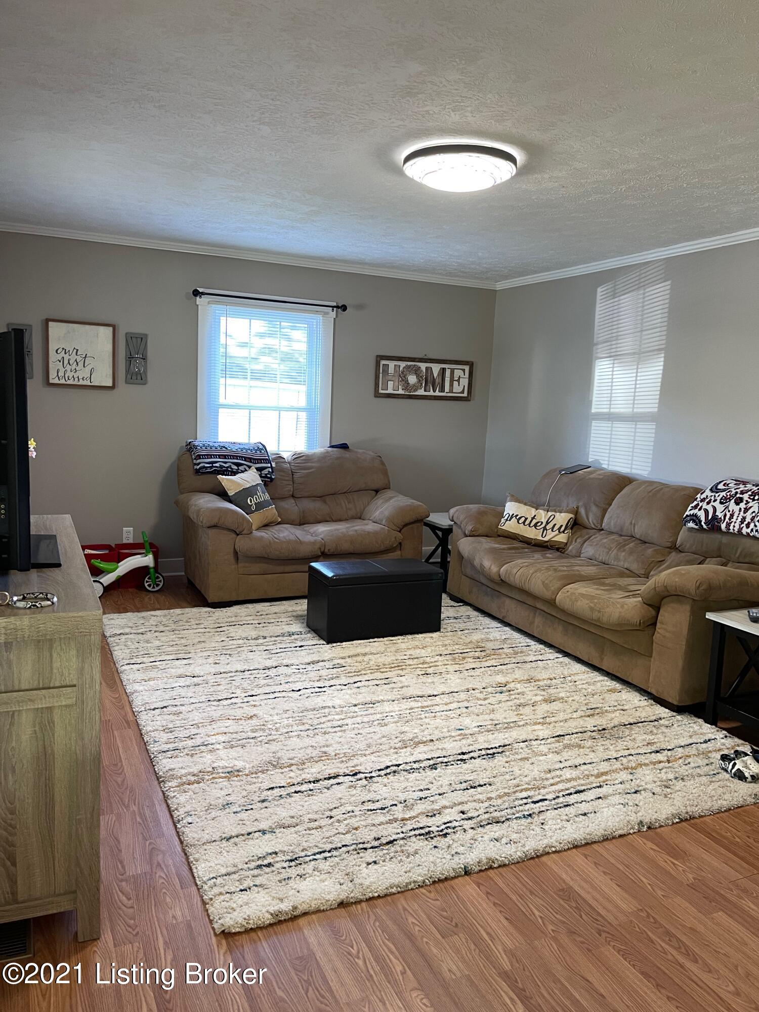 8021 Waddy Road Waddy, KY 40076 - Photo 9 of 16 Family Room