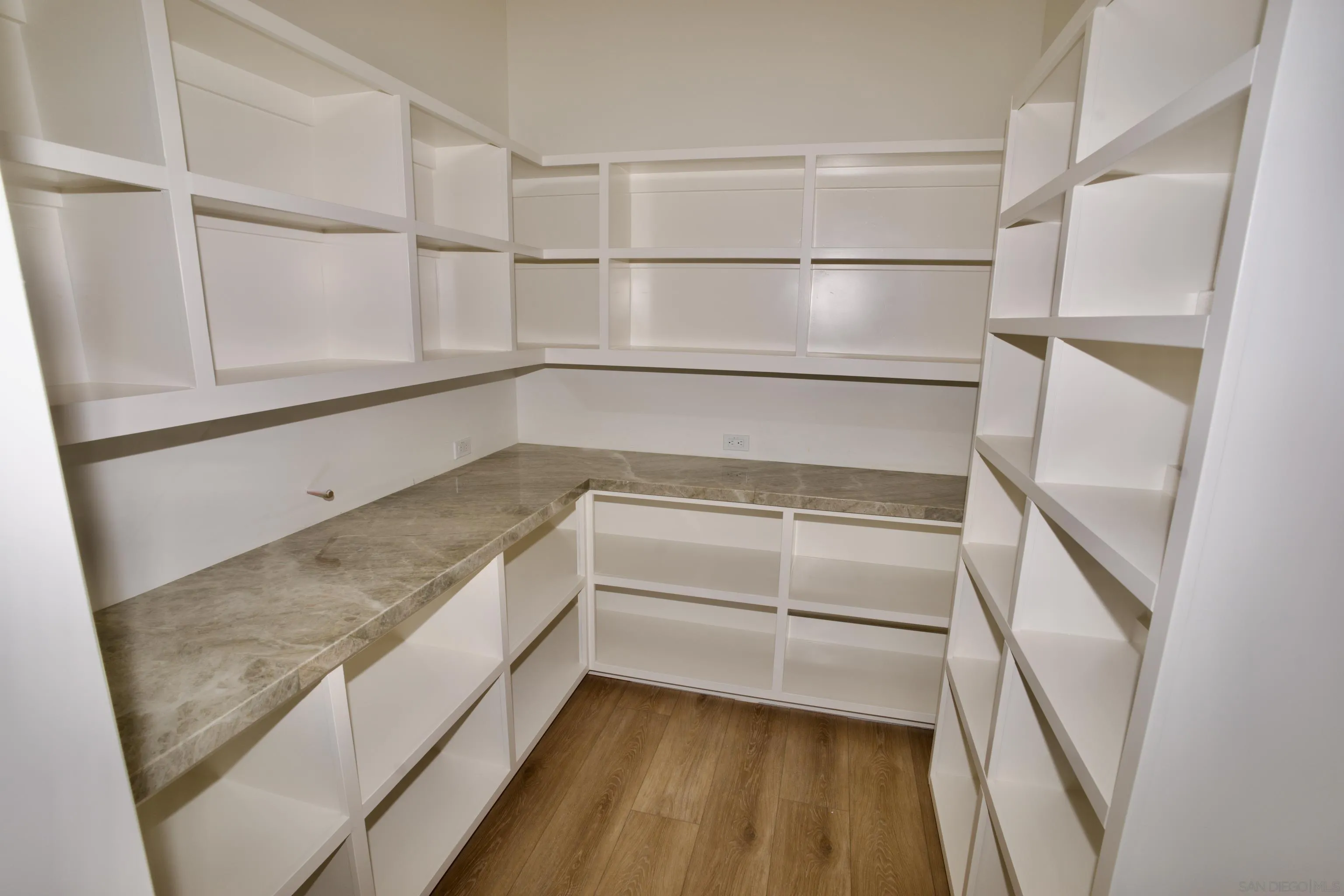 588 Twin Country Lane Fallbrook, CA 92028 - Photo 9 of 16