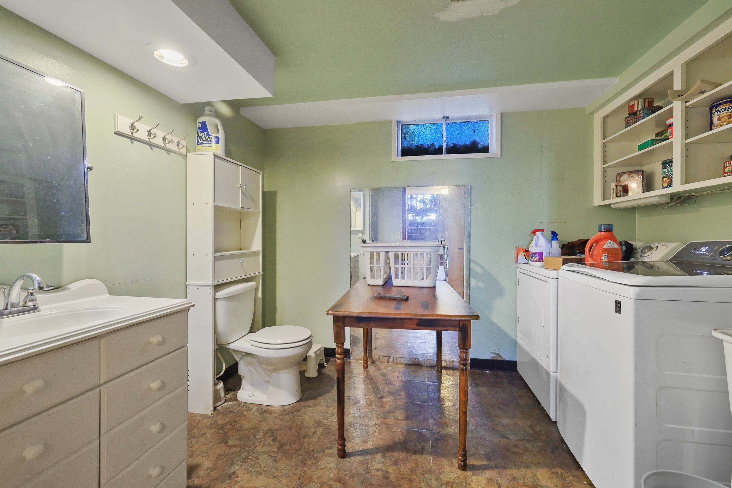 2024 South Whipple Road Spokane, WA 99206 - Photo 14 of 19 Gallery Image 14