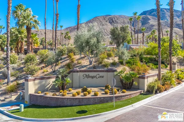 $1,235,000 | 5 Vista Loma Drive, Rancho Mirage, CA 92270
