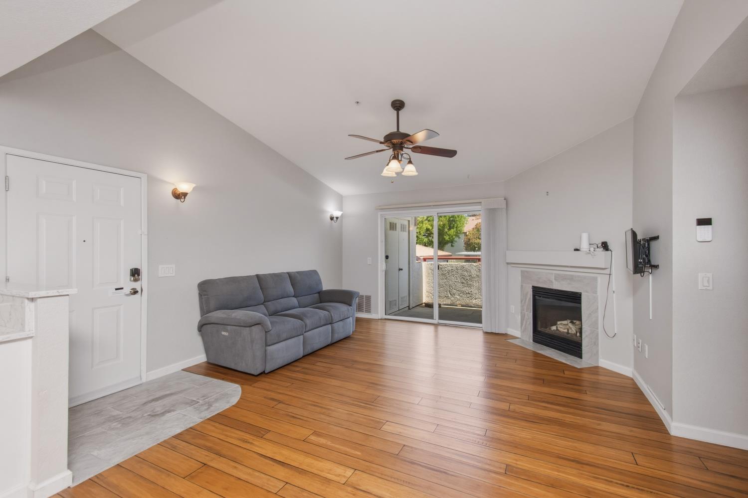 8020 Walerga Road, Unit 1200 Antelope, CA 95843 - Photo 8 of 34 Gallery Image 8
