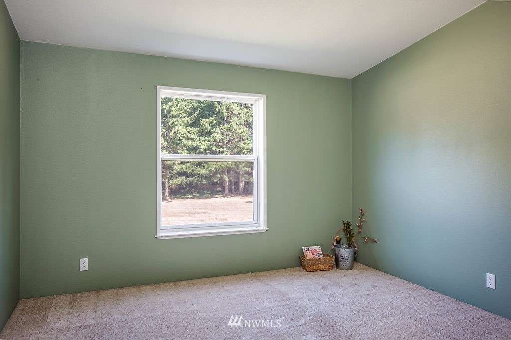 1678 Zylstra Road Oak Harbor, WA 98277 - Photo 19 of 25 Gallery Image 19