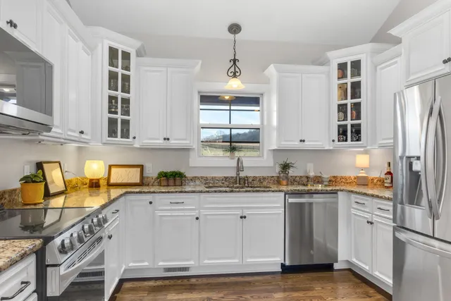 $1,725,000 | 2564 New Highway 7, Santa Fe, TN 38482